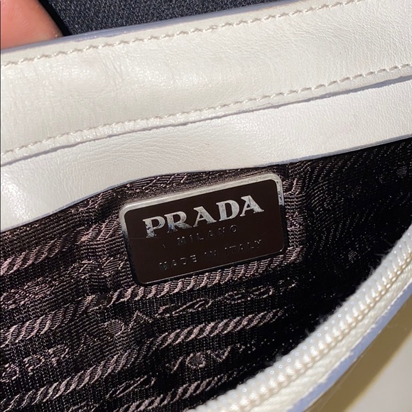 PRADA OFF WHITE LEATHER CROSS BODY POUCH - Picture 9 of 16